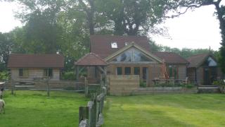 Prestwick Oak - Sleeps 10 - Rural Oak Frame Barns - Chiddingfold - 3