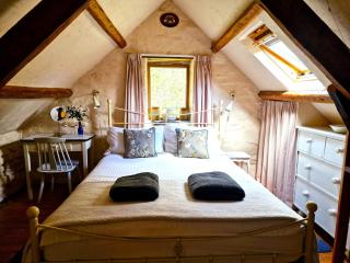 Y Beudy Llangrannog - 6