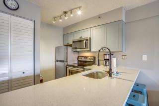 Ocean City Studio with Balcony - Steps to Boardwalk! - Ocean City - 9