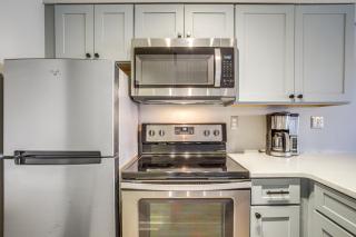 Ocean City Studio with Balcony - Steps to Boardwalk! - Ocean City - 7
