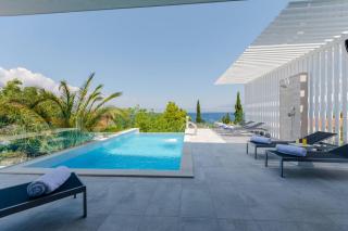 Luxury Villa Pont infinity heated pool - 2