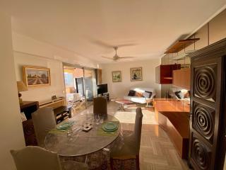 2P Cagnes Sur Mer- Proximité Plage, Parking - Cagnes-sur-Mer - 0