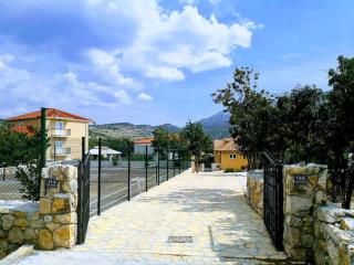 Villa La Plazza - Dugopolje - 8