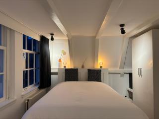Nine Streets Inn - 7