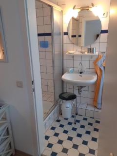 Doppelzimmer mit Frühstück , auch als Einzelzimmer, im Obergeschoß - Krummhörn - 6