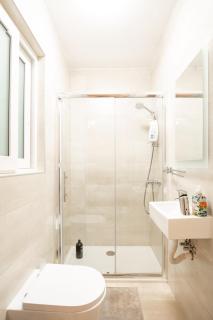 Brand New 2 Bed 2 Bath Apartment In Sliema By The Sea - Sliema - 5