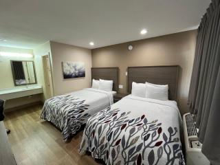 Red Roof Inn Haltom City - 5