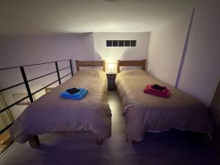 Family Loft with Private parking Next to Μetro and Railway - 3