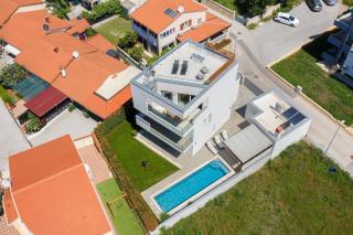 Ferienhaus mit Privatpool für 8 Personen ca 175 qm in Medulin, Istrien Südküste von Istrien - Medulin - 2
