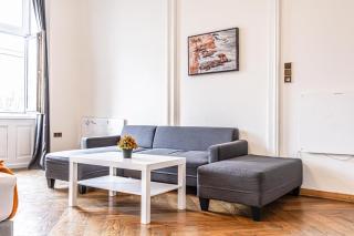 Gorgeous 1BR Apt near AKH Hospital - 9