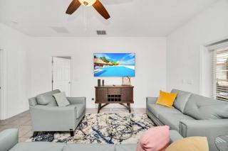 Enjoyable 6BR Home Near Disney - 7
