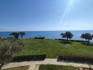 Beachfront Charming Maisonette - Mola Kalyva - 1