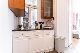 Lovely 1BR Apt. near AKH Hospital - 5