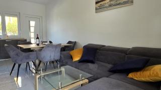 THREE FLOOR Deluxe Pool Apartments - Novalja - 2