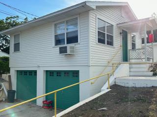 Beachy Bungalow 111 - Safety Harbor - 0