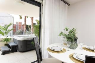 Luxurious Urban Retreat Apartment with Whirlpool and Private Parking - Zadar - 1