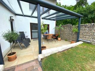 Helle Ferienwohnung in Oberfellendorf mit Terrasse, Grill und Garten - Oberfellendorf - 5