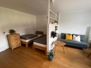 Helle Ferienwohnung in Oberfellendorf mit Terrasse, Grill und Garten - Oberfellendorf - 2
