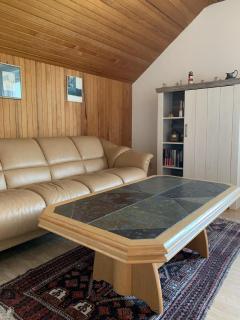 Helle, gemütliche Ferienwohnung in ruhiger Wohnlage und Sitzecke im Gartenbereich - Heikendorf - 6