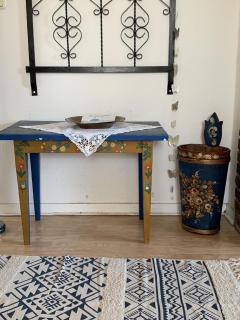 Helle, gemütliche Ferienwohnung in ruhiger Wohnlage und Sitzecke im Gartenbereich - Heikendorf - 4