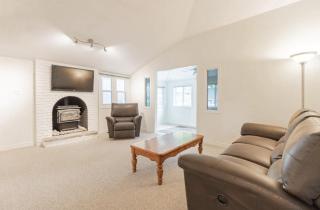 Hot Tub Beach Retreat in Grand Bend - Grand Bend - 7