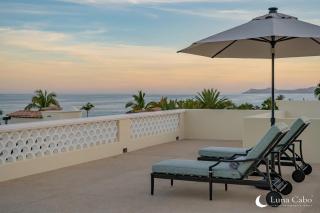 Luxe Oceanview Villa with Pool Hot Tub BBQ and Fire Pit - 5