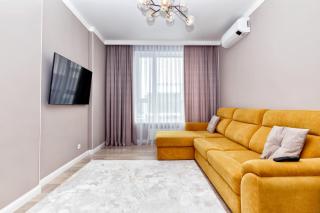 2-х комнатная возле ЭКСПО - 7