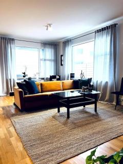 Lovely 2 bedroom apartment with a large own patio - Garðabær - 6