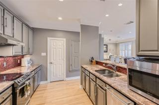 Experience Austin + 3 BR + 5 mins to Downtown! - Austin - 7