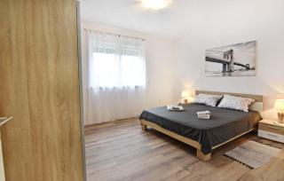 Großes Ferienhaus in Buroli mit Privatem Pool - Buroli - 3