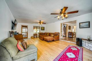 Kerrville Area Home with Outdoor Entertainment Space - Mountain Home - 5