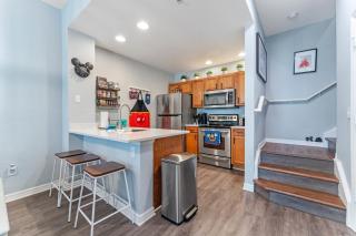 Mickey's Magical Townhome Venetian Bay Villages - 2