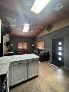 Cozy Cabin in the Pines! Close to the Polar Express, Grand Canyon & Bearizona - 5