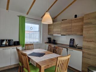 G8 freistehendes Ferienhaus mit Gartenhaus - Butjadingen - 7