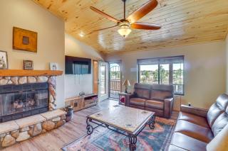 Near Lakes and Trails Pet-Friendly Cabin in Arizona - 9