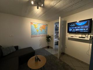 Basement hideaway - Akureyri - 2
