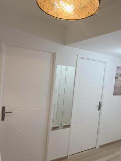 Appart Charme Contemporain et Balcon Verdoyant à Bois-Colombes - Bois-Colombes - 2