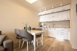 La Vista Apartment - 5