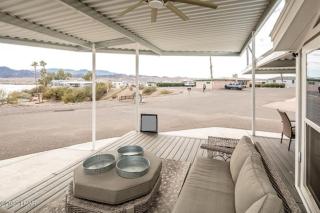 Picture Perfect at Sam's Beachcomber on the Island - 9