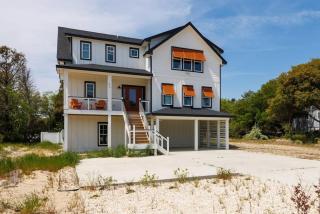 Sojourn Aurora 7 BR Pool & Hot Tub - Corolla - 0