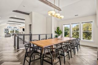 Sojourn Aurora 7 BR Pool & Hot Tub - 8