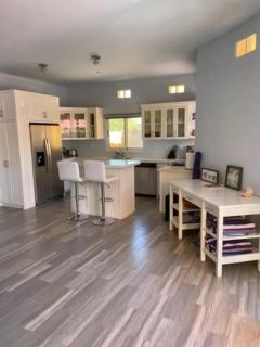 12A-New 2BR 2BA, Beautiful First Floor Condo, Pool - San Carlos - 1