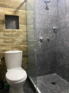 APARTAMENT E1 AIRE ACONDICIONADO 100MT2, 4 HABTACIONES EN La MEJOR ZONA, LAURELES ESTADIo - Medellín - 2