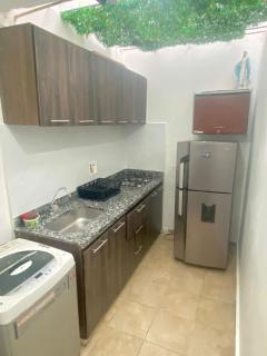 APARTAMENT E1 AIRE ACONDICIONADO 100MT2, 4 HABTACIONES EN La MEJOR ZONA, LAURELES ESTADIo - Medellín - 3