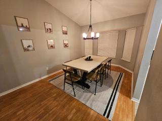 Adv. Coast: 4/2, Near Springs, Beach, Big Fenced Yard - Spring Hill - 5
