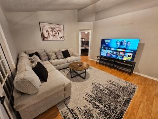 Adv. Coast: 4/2, Near Springs, Beach, Big Fenced Yard - Spring Hill - 2
