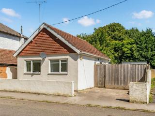 H&H-The Old Chippy - - 9