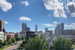 Upscale Townhome w/ Stunning Rooftop Views - 6