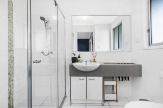 Light Filled Townhouse - Bald Hills - 4