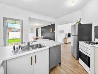 No. 231 Waterfront - Portland - 6